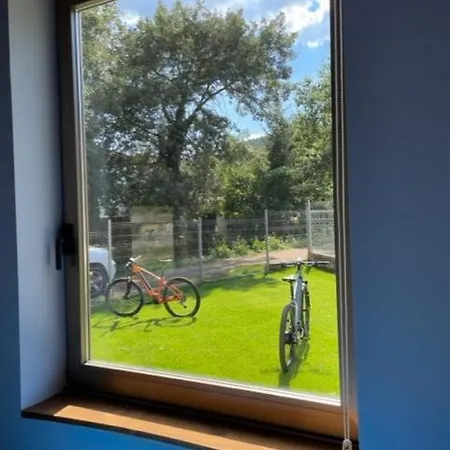 Pallozas Turisticas Ridicodias - A Pedra דירה *