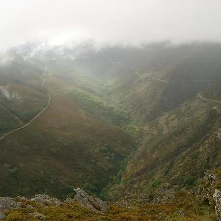 Pallozas Turisticas Ridicodias - A Pedra Matama