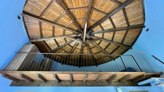 Pallozas Turisticas Ridicodias - A Pedra *