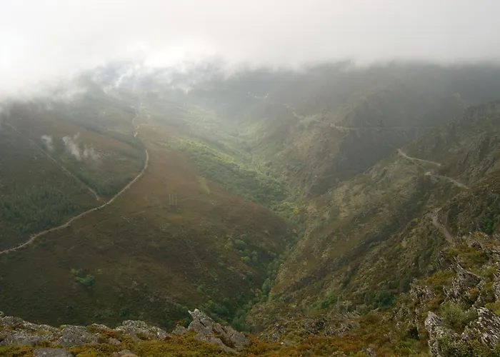 Pallozas Turisticas Ridicodias - A Pedra Matama